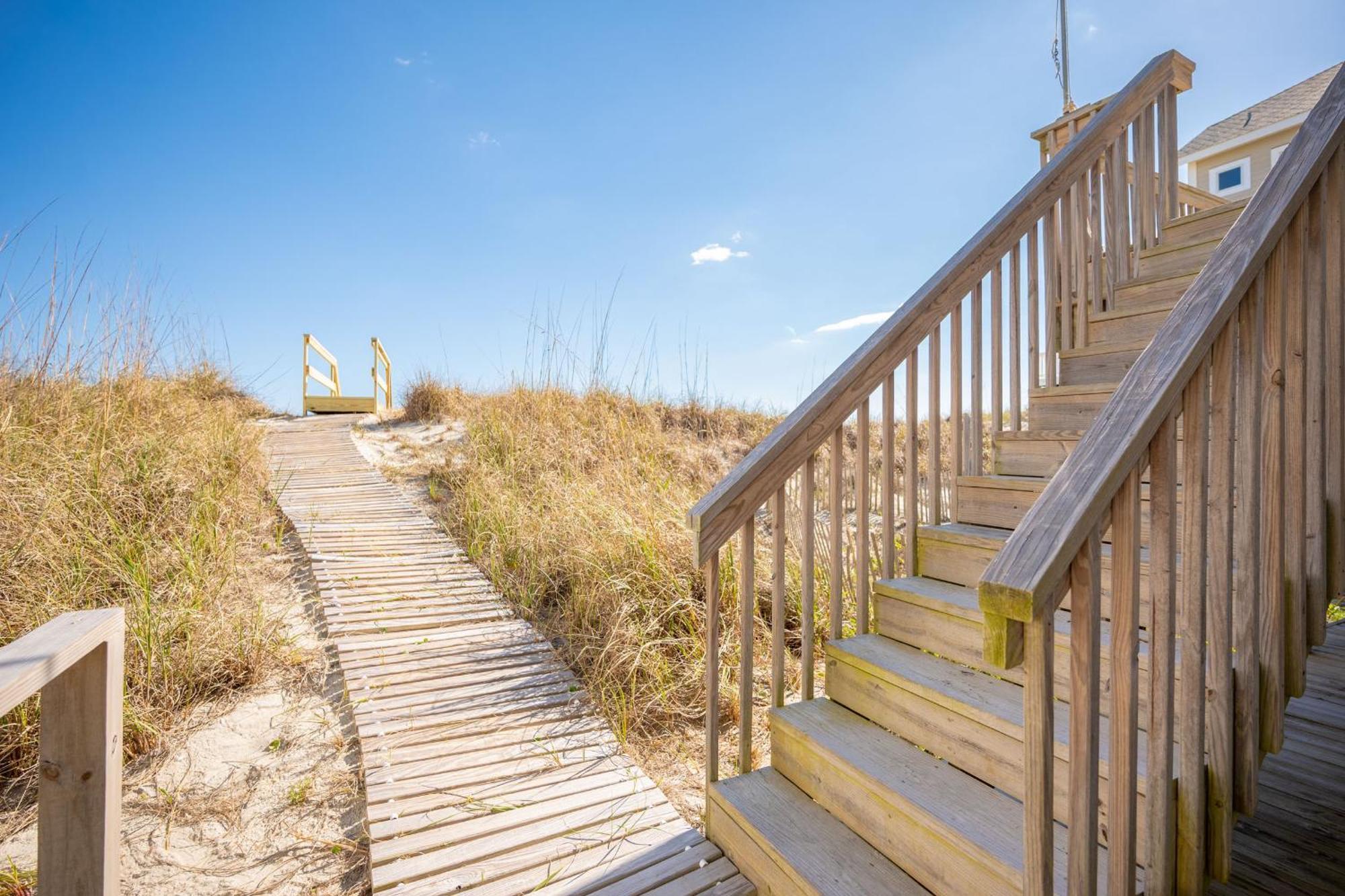 Re-Juvenated Oak Island Exterior foto