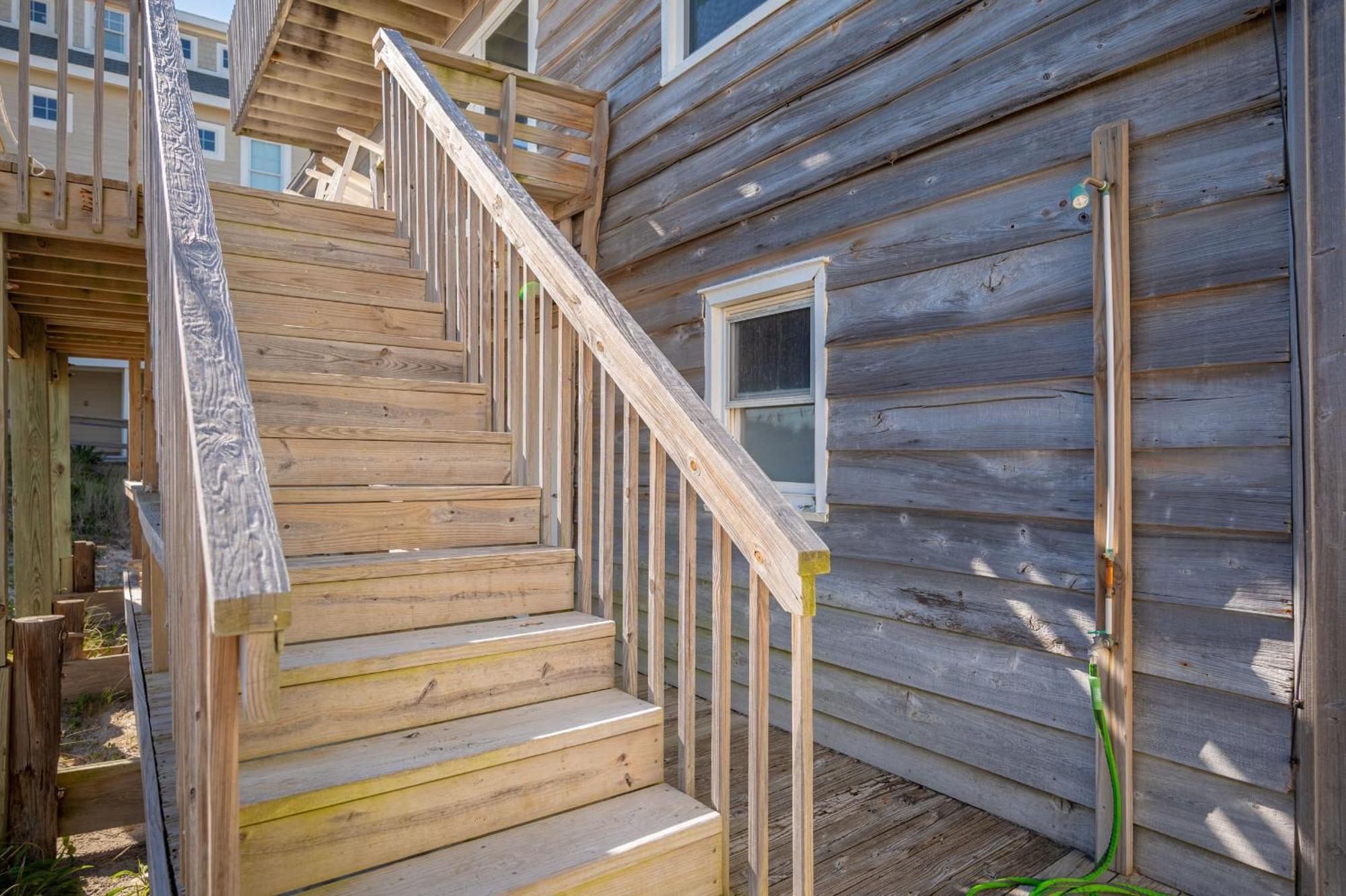 Re-Juvenated Oak Island Exterior foto